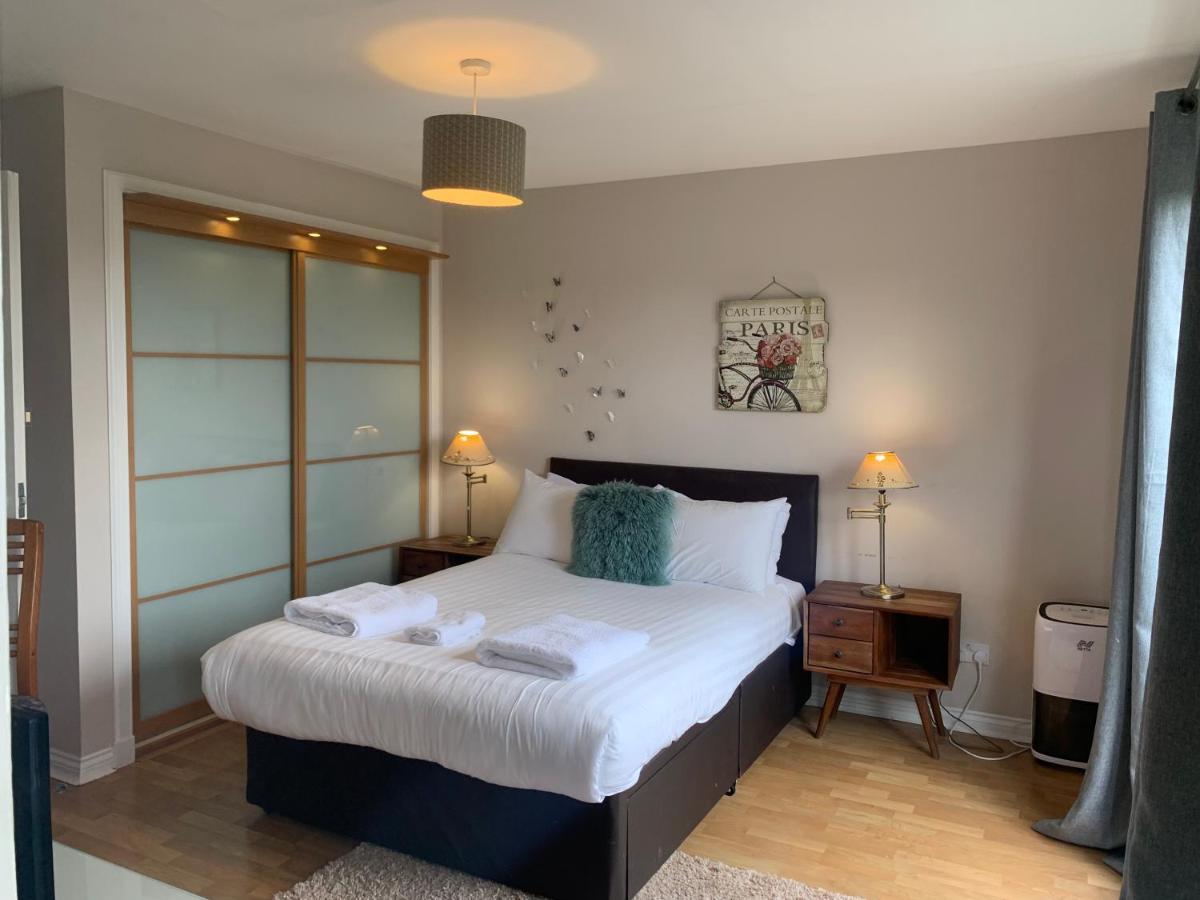 5 Bedroom Central Penthouse Apartment 爱丁堡 外观 照片