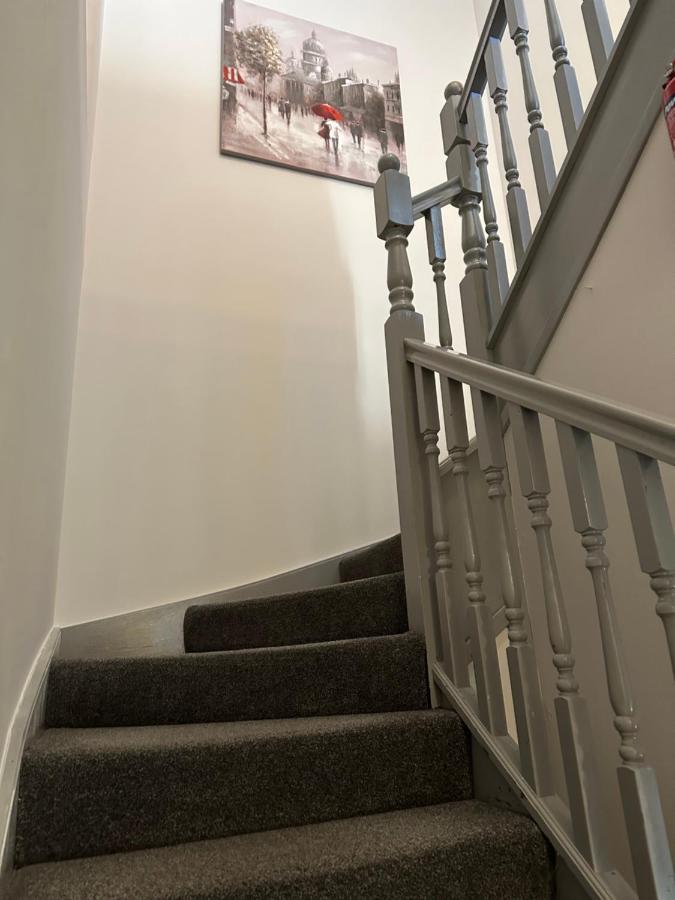 5 Bedroom Central Penthouse Apartment 爱丁堡 外观 照片